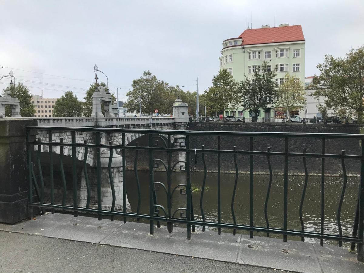 Apartman Mrakodrap Plzen Luaran gambar