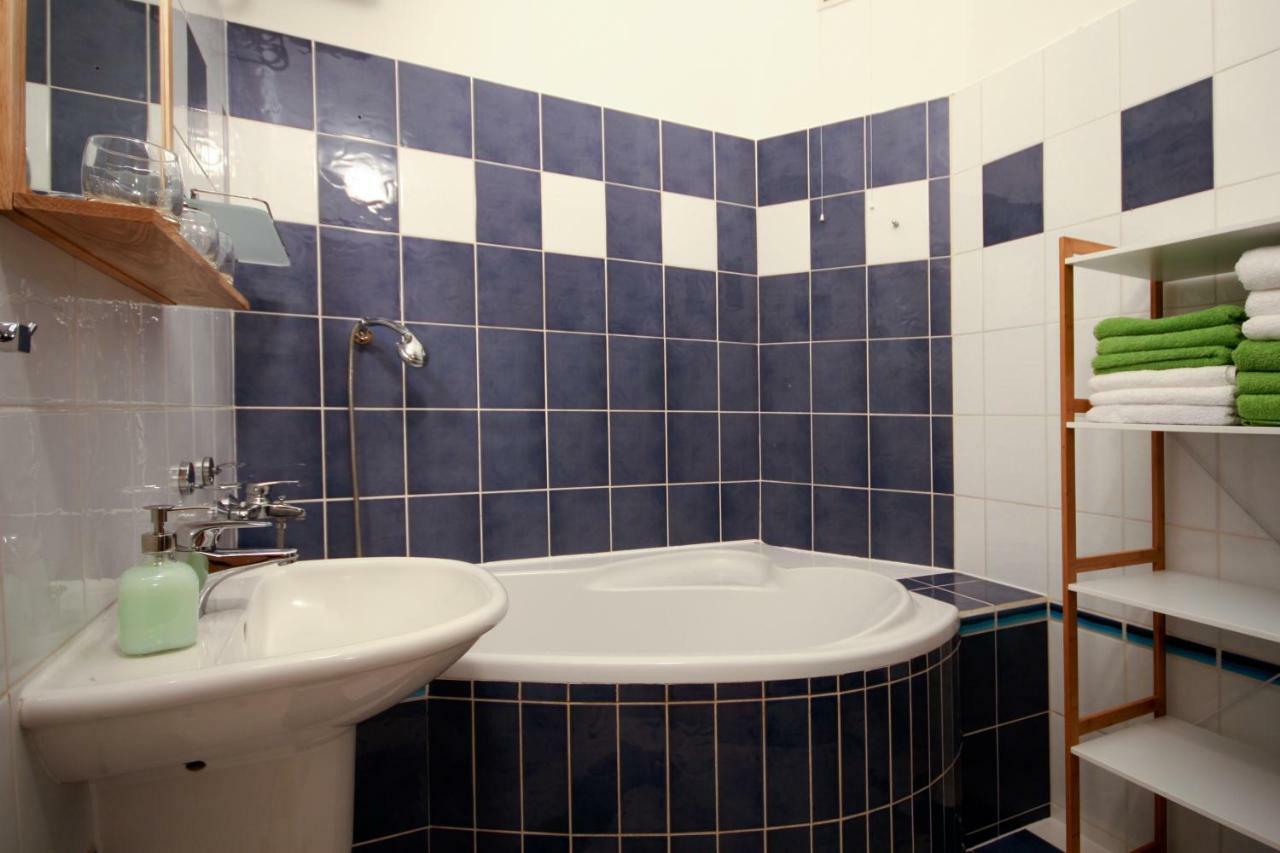 Apartman Mrakodrap Plzen Luaran gambar